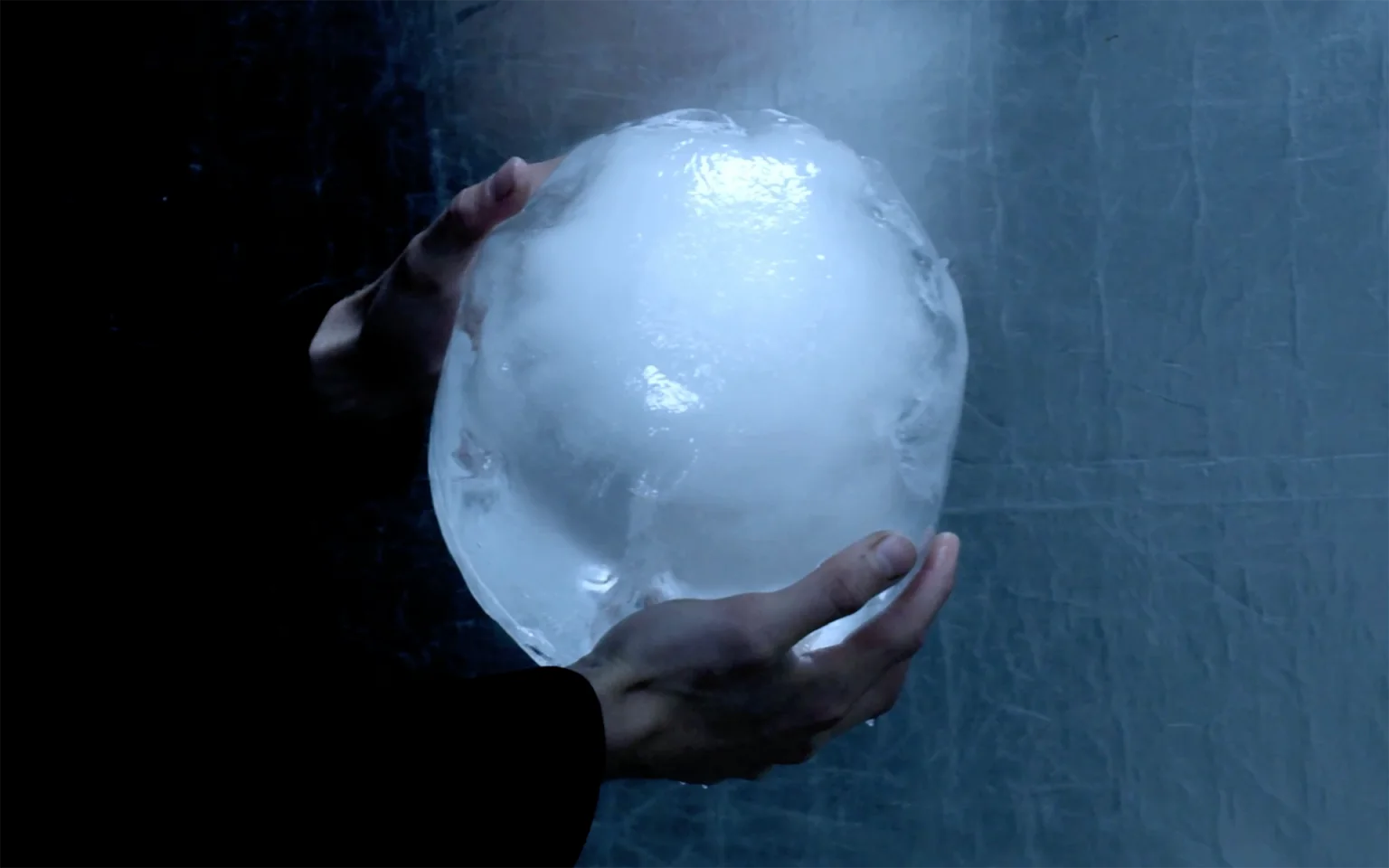 8/10 frame from planetary screen